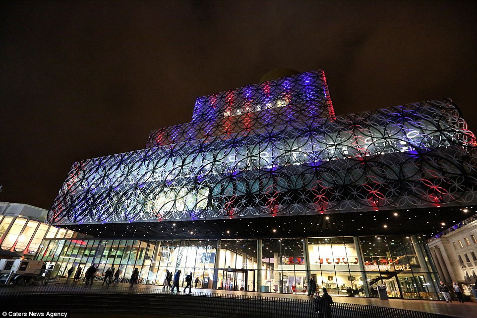 Library of Birmingham pays tribute to the Paris attack victims