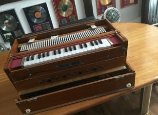 Celebrity Boot Sale For Refugees