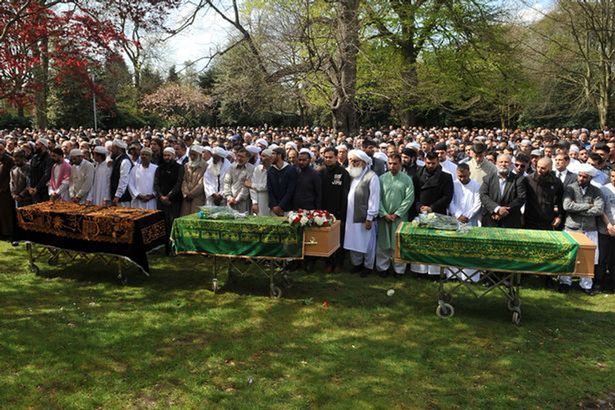 Thousands of people attend the funeral in Victoria Park