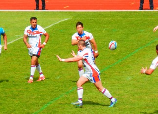Bara Triumphant Against Lively Italy