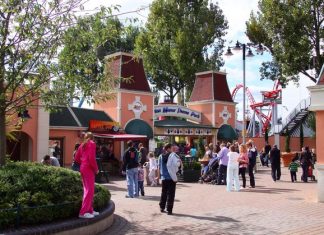 Drayton Manor Lifts Ban On Sikh Kirpan