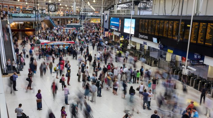 Pay rises forecast to stay weak, survey predicts
