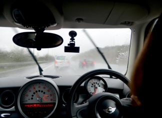 Motorists Missing out on Cheaper Insurance with Fitted Dashcam