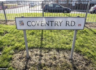Men brawling outside shops on Coventry Road