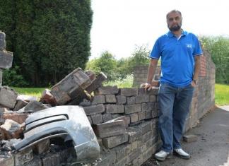 Taxi Driver Appealing To Catch Driver Who Crashes Into Property Wall