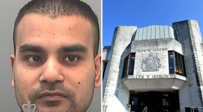 Restaurant Worker Using False Identity